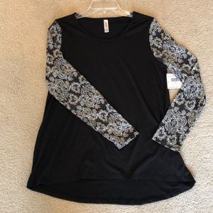 NWT Large LuLaRoe Lynnae - Gorgeous sleeves!